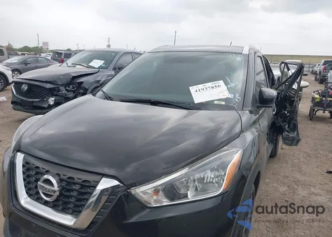 2019 Nissan Kicks Sv z USA, uszkodzony, nr VIN 3N1CP5CU9KL554246